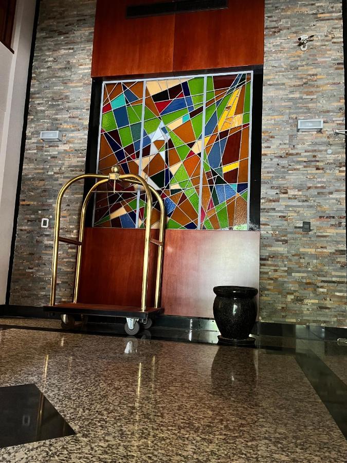 Bristol Hotel Buenos Aires Zewnętrze zdjęcie