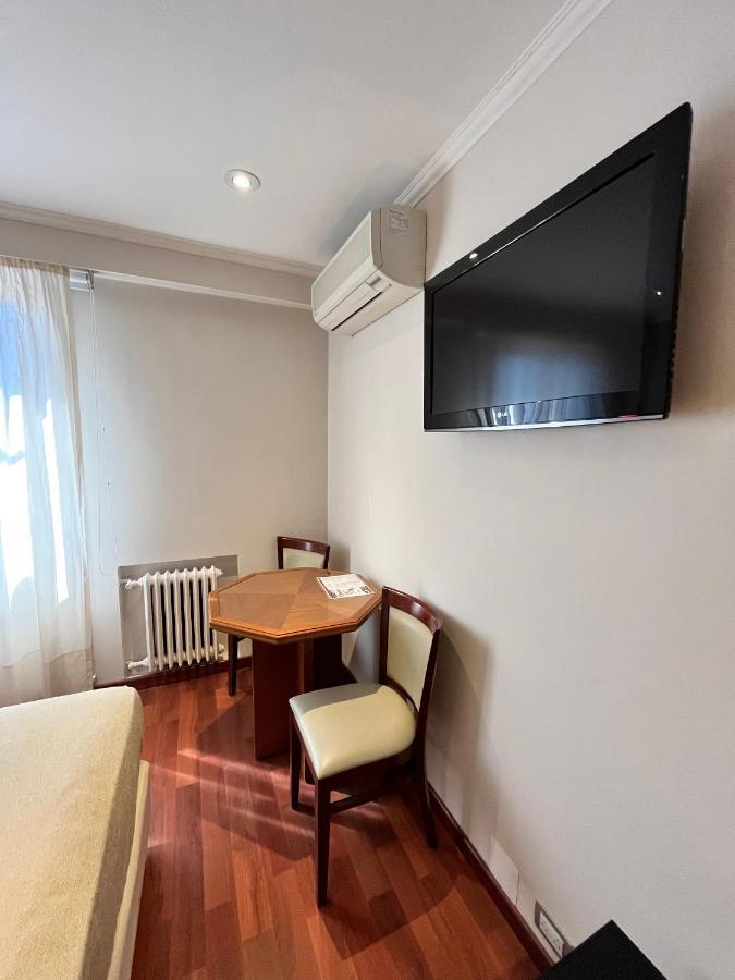 Bristol Hotel Buenos Aires Zewnętrze zdjęcie